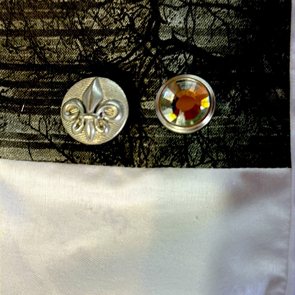 Rock Revival Swarovski crystal on the left and Rock revival on the right.